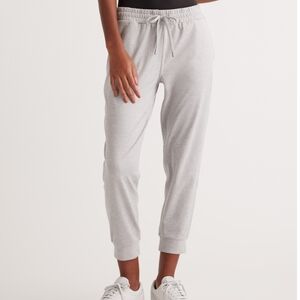 Quince Flowknit Mid-rise Joggers ~ Heather Gray